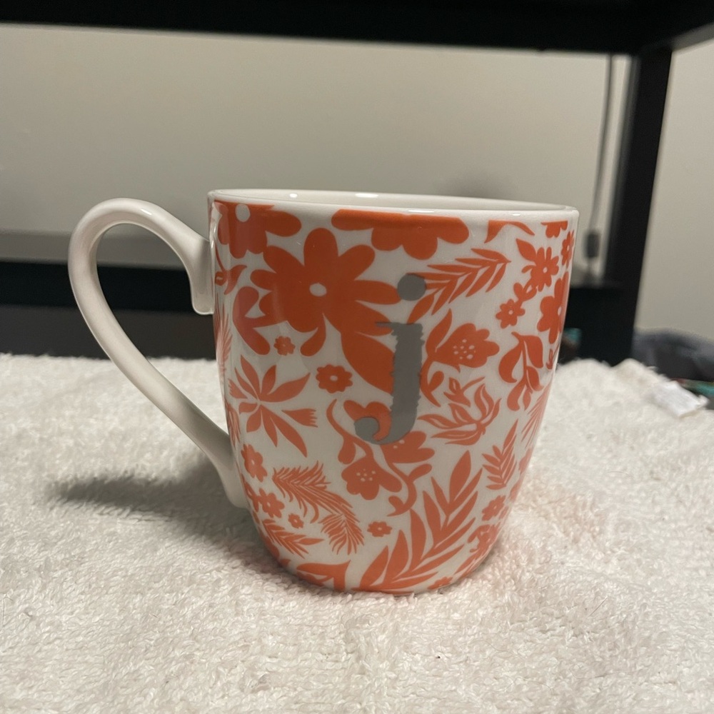 3/$15 Godinger Orange and White Letter “J” Floral Mug for Dining